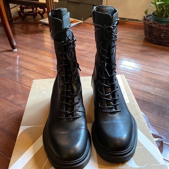 Zara Genuine Leather Lace up Combat Boots- 10M - EUC - Picture 3 of 4